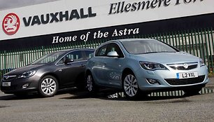 „Vauxhall Astra“ prie gamyklos Elesmere Port mieste