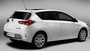 Naujasis &bdquo;Toyota Auris&ldquo; &ndash; &bdquo;Hybrid&ldquo; versija