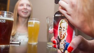 Baruose buvo nemokamai dalinami alkotesteriai