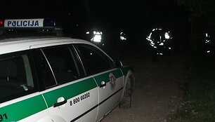 &Scaron;uns gelbėjimo operacijoje dalyvavo policijos pareigūnai. 