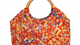 Bazura Bag - rankinė i&scaron; sulčių pakelių