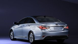 „Hyundai Sonata“ hibridas išvydo dienos šviesą