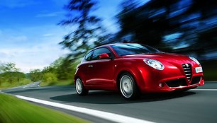 „Alfa Romeo Mito“ stabilumas sukėlė abejonių