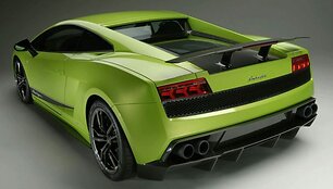 &bdquo;Lamborghini Gallardo LP 570-4 Superleggera&ldquo; &ndash; lengvesnis lėktuvas