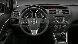 Vienatūris &bdquo;Mazda 5&ldquo; (asociatyvinės nuotr.)