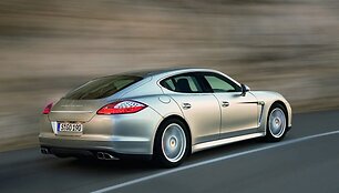 &bdquo;Porsche Panamera&ldquo; &ndash; &bdquo;Playboy&ldquo; metų automobilis