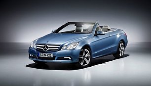 Naujasis „Mercedes-Benz E“ kabrioletas – visiems metų laikams