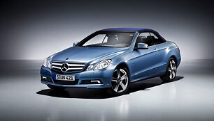 Naujasis &bdquo;Mercedes-Benz E&ldquo; kabrioletas &ndash; visiems metų laikams