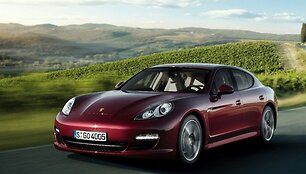 &bdquo;Porsche Panamera&ldquo; tapo prieinamesnė