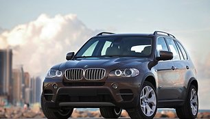 Atnaujintame BMW X5 – nauji varikliai