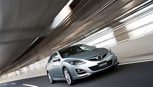 Atnaujintas „Mazda 6“ – jau balandį