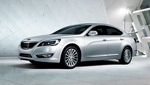 &bdquo;Kia Cadenza&ldquo; keičia &bdquo;Opirus&ldquo;