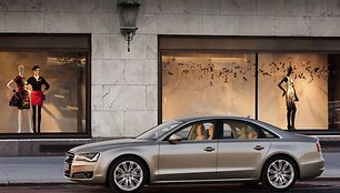 Naujasis &bdquo;Audi A8&ldquo; &ndash; variklių gama ir kainos