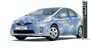 &bdquo;Toyota Prius Plug-in Hybrid&ldquo; koncepcijai prireiks elektros lizdo