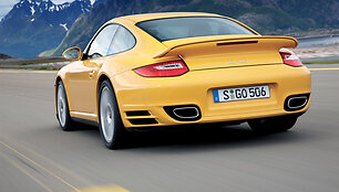 Atnaujintas &bdquo;Porsche 911 Turbo&ldquo; &ndash; 500 AG jėgos