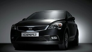 Atnaujintas &bdquo;Kia Cee&lsquo;d&ldquo; &ndash; plastinė operacija ir galingesnė &scaron;irdis