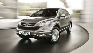 Atnaujintas „Honda CRV“ pakito nežymiai