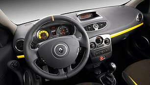 &bdquo;Renault Clio RS200&ldquo; patiks &bdquo;Formulės-1&rdquo; gerbėjams