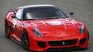 „Ferrari 599XX“ – ekstremalus automobilis trasai