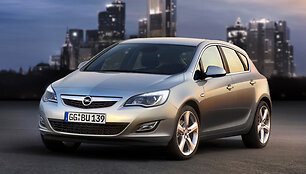 Naujoji &bdquo;Opel Astra&ldquo; &ndash; auk&scaron;čiausios klasės kompaktinis modelis
