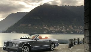 „Bentley Azure T“ – elegancijos kupinas kabrioletas