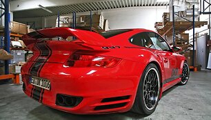 Kai &bdquo;Porsche 911 Bi-Turbo&ldquo; tampa nuobodus