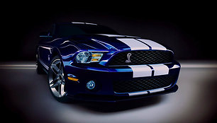 „Ford Mustang Shelby GT500“ – dar stipresnis smūgis