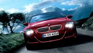 BMW M padalinys nepasiduoda pasaulinei ekonomikos krizei