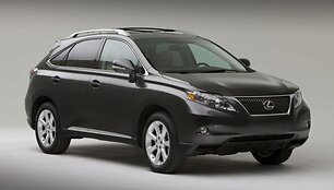Naujieji &bdquo;Lexus RX&ldquo; visureigiai tapo dar tobulesni
