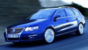 &bdquo;Volkswagen Passat BlueTDI&ldquo; bus itin taupus