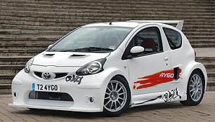 &bdquo;Toyota Aygo Crazy&ldquo; &ndash; tikrai pakvai&scaron;ęs