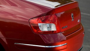 Atnaujintas &bdquo;Peugeot 407&ldquo; pasirodys &scaron;ią vasarą