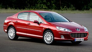 Atnaujintas &bdquo;Peugeot 407&ldquo; pasirodys &scaron;ią vasarą