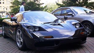 Naujasis &bdquo;McLaren&ldquo; pasirodys 2010 m.