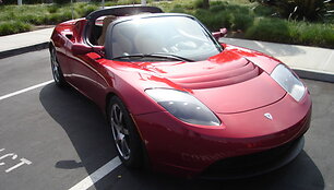 &bdquo;Tesla Roadster&ldquo; &ndash; ir europiečiams