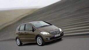 Atnaujinta &bdquo;Mercedes&ldquo; A klasė