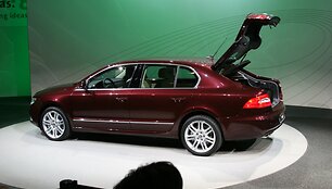 &bdquo;&Scaron;koda Superb&ldquo; - įdomi naujovė