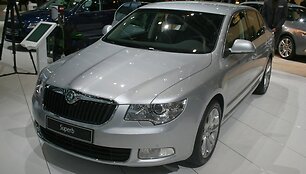 &bdquo;&Scaron;koda Superb&ldquo; - įdomi naujovė