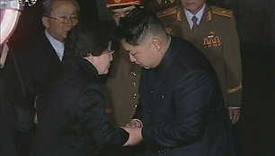 Lee Hee-Ho reiškia užuojautą Kim Jong-Unui