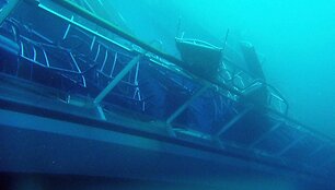 Apvirtęs &bdquo;Costa Concordia&ldquo; laivas  