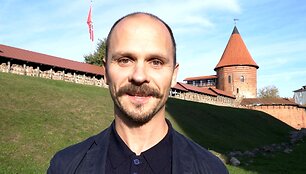 Audrius Bružas prie Kauno pilies