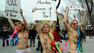 &bdquo;Femen&ldquo; aktyvisčių protestas Stambule