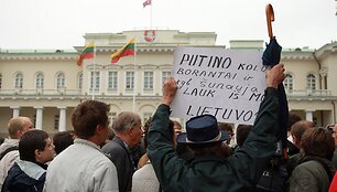 Drąsiaus Kedžio &scaron;alininkai prie prezidentūros