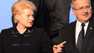 Lietuvos prezidentė Dalia Grybauskaitė  ir Graikijos prezidentas Karolosas Papoulias