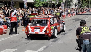 dynamit-super-sprint-lenktynes-laimejo-dovilas-ciutele-su-lada-2104-mustang-automobiliu