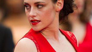 Kristen Stewart (34,5 mln.)