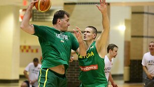 Arvydas Sabonis ir Robertas Javtokas