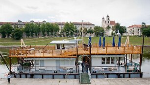 Neries uosto projekto pristatymo akimirka