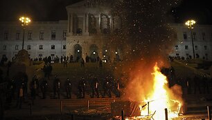 Protestas prie Portugalijos parlamento