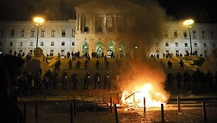 Protestas prie Portugalijos parlamento